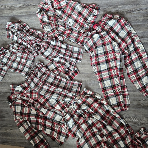 Family Matching Pj's - Picture 1 of 9